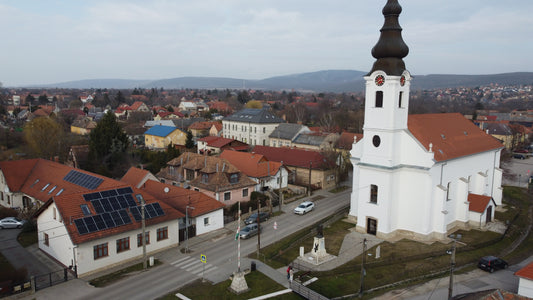 13Kw Napelem rendszer Ja Solar napelemekkel - Pátyi Református templom.